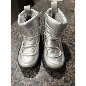 Dream Pairs Kids Metallic Silver Winter Snow Boots Faux Fur Lined Size 12